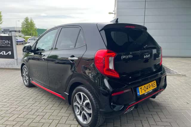 Kia Picanto (2023) thumbnail 5