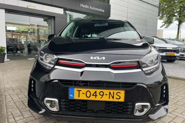 Kia Picanto (2023) thumbnail 6
