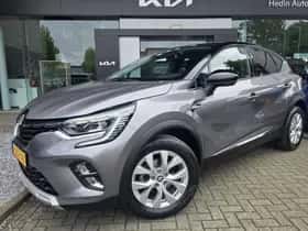 Renault Captur (2022) thumbnail 23