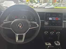 Renault Captur (2022) thumbnail 10