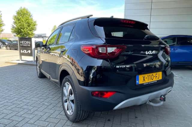 Kia Stonic (2023) thumbnail 4