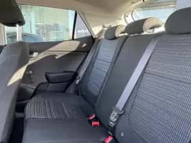 Kia Stonic (2023) thumbnail 11