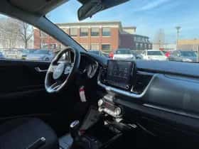 Kia Stonic (2023) thumbnail 14