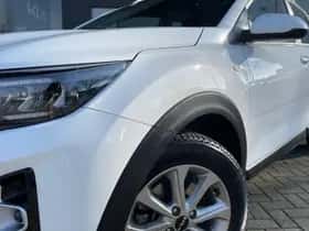 Kia Stonic (2023) thumbnail 8