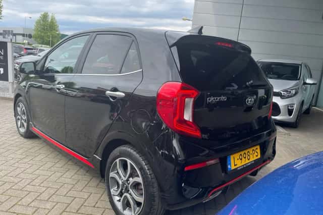 Kia Picanto (2021) thumbnail 4