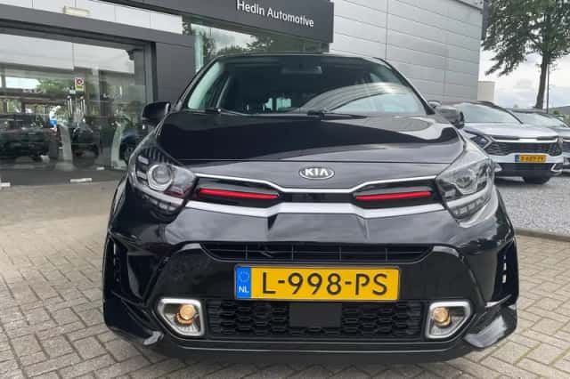 Kia Picanto (2021) thumbnail 6