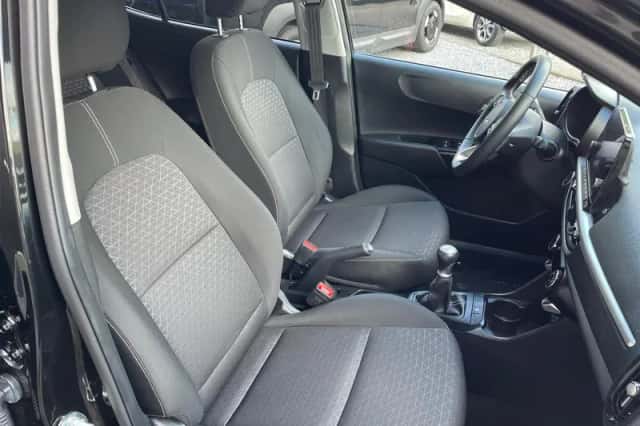 Kia Picanto (2023) thumbnail 14