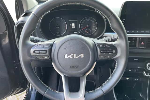 Kia Picanto (2023) thumbnail 17