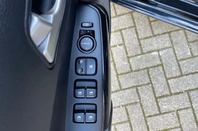 Kia Picanto (2023) thumbnail 18
