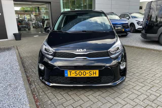 Kia Picanto (2023) thumbnail 5