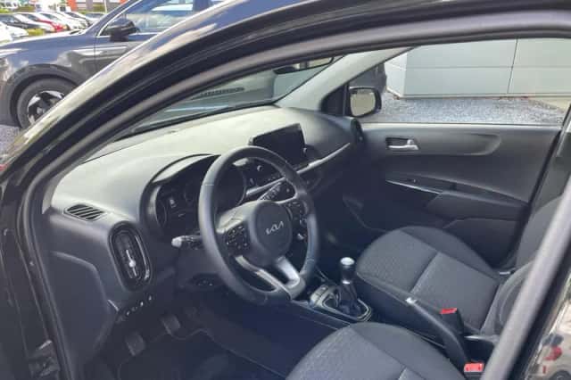 Kia Picanto (2023) thumbnail 10