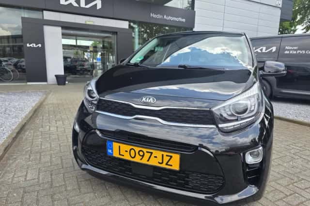 Kia Picanto (2021) thumbnail 3