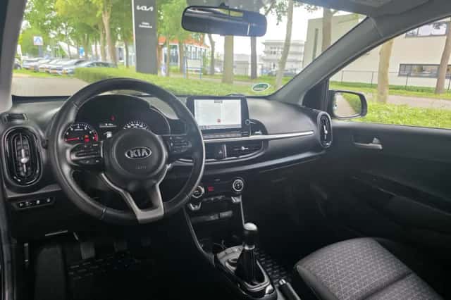 Kia Picanto (2021) thumbnail 7