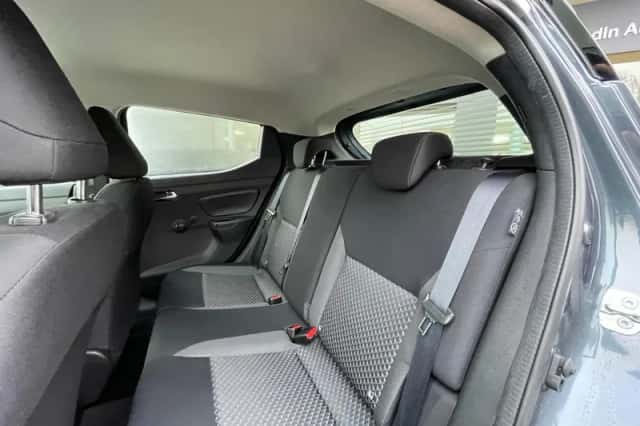 Nissan Micra (2022) thumbnail 14