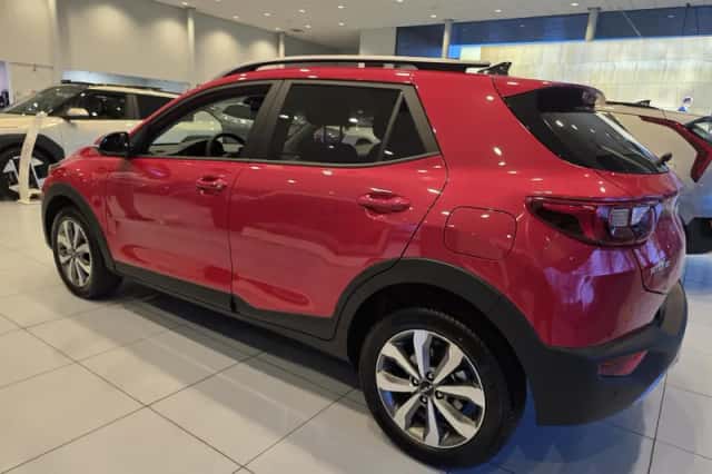 Kia Stonic (2026) thumbnail 3