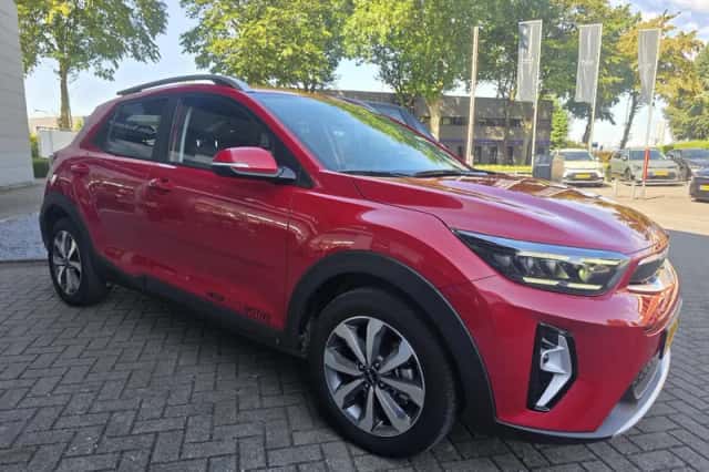 Kia Stonic (2026) thumbnail 4