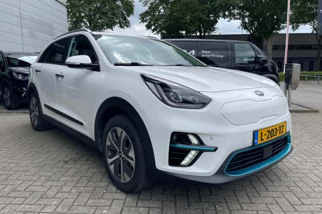 Kia Niro EV (2021) thumbnail 3