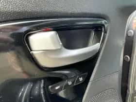 Kia Niro (2018) thumbnail 18