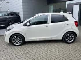 Kia Picanto (2022) thumbnail 3
