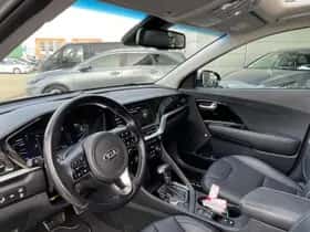 Kia Niro (2020) thumbnail 11