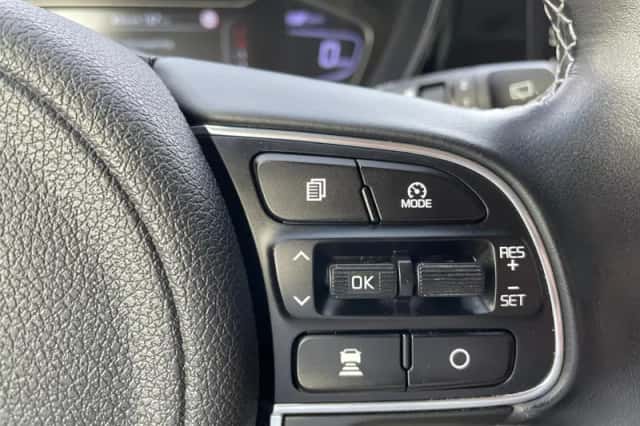 Kia Niro (2020) thumbnail 23