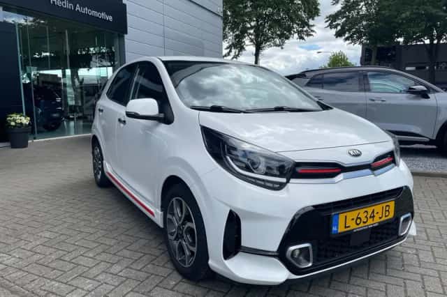 Kia Picanto (2021) thumbnail 3