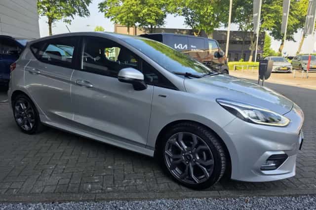 Ford Fiesta (2020) thumbnail 4