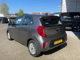 Kia Picanto (2024) thumbnail 4