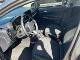 Kia Picanto (2024) thumbnail 10