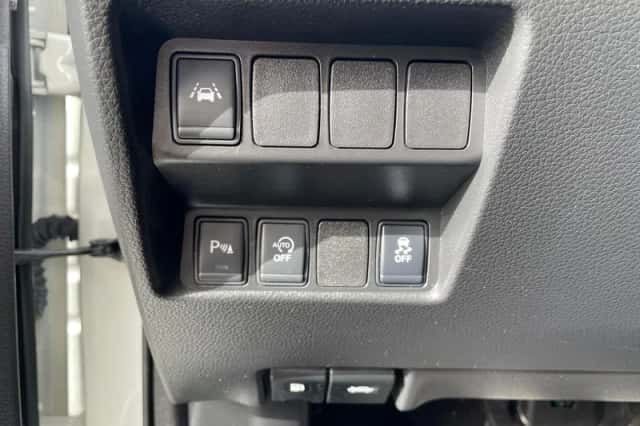 Nissan Qashqai (2017) thumbnail 22
