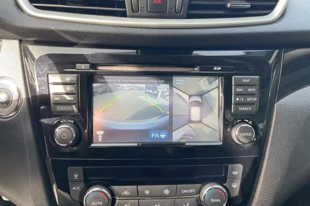 Nissan Qashqai (2017) thumbnail 24