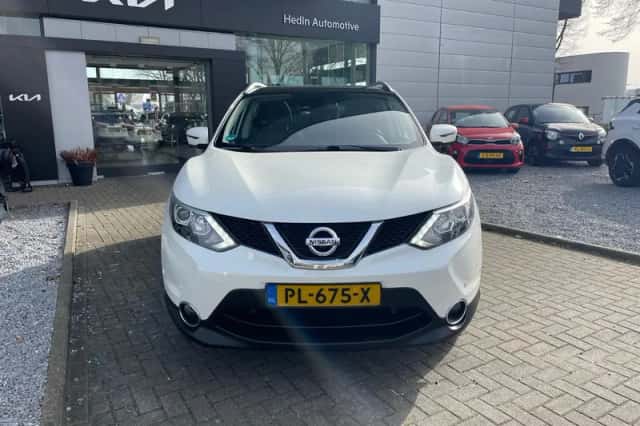 Nissan Qashqai (2017) thumbnail 5