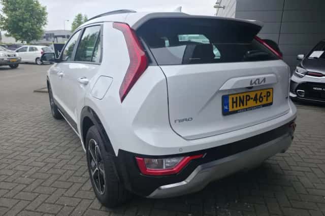Kia Niro (2025) thumbnail 6