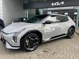 Kia EV4 (2025) thumbnail 3