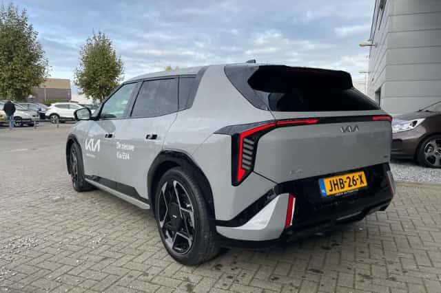 Kia EV4 (2025) thumbnail 4