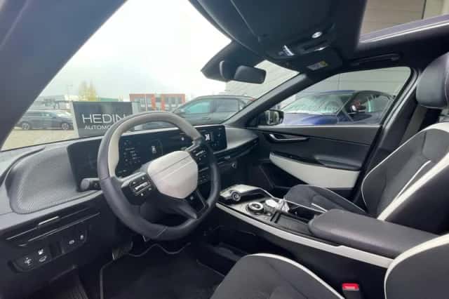 Kia EV6 (2025) thumbnail 13