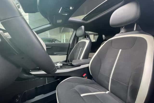 Kia EV6 (2025) thumbnail 14