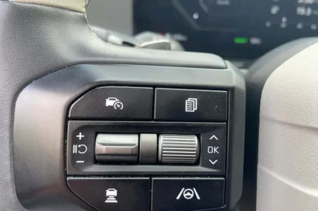 Kia EV6 (2025) thumbnail 25