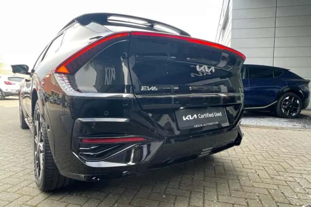 Kia EV6 (2025) thumbnail 4