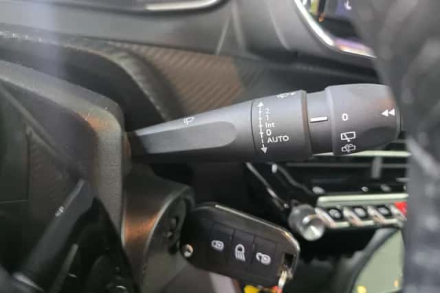 Peugeot 208 (2024) thumbnail 16