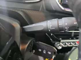 Peugeot 208 (2024) thumbnail 16