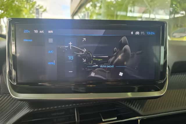 Peugeot 208 (2024) thumbnail 20
