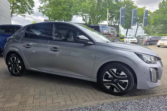 Peugeot 208 (2024) thumbnail 4
