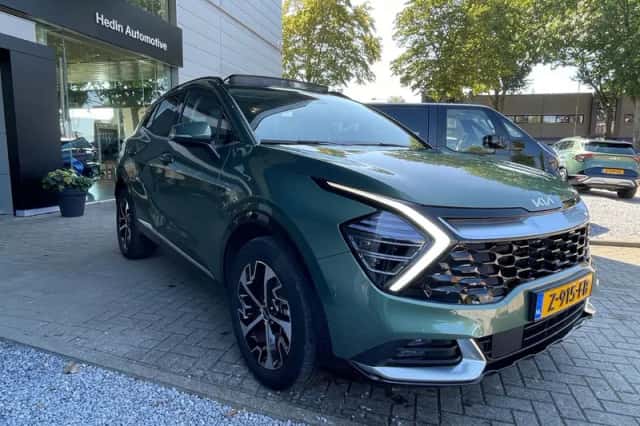 Kia Sportage (2024) thumbnail 3
