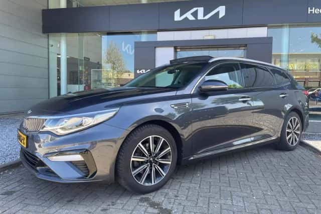 Kia Optima (2019) thumbnail 2