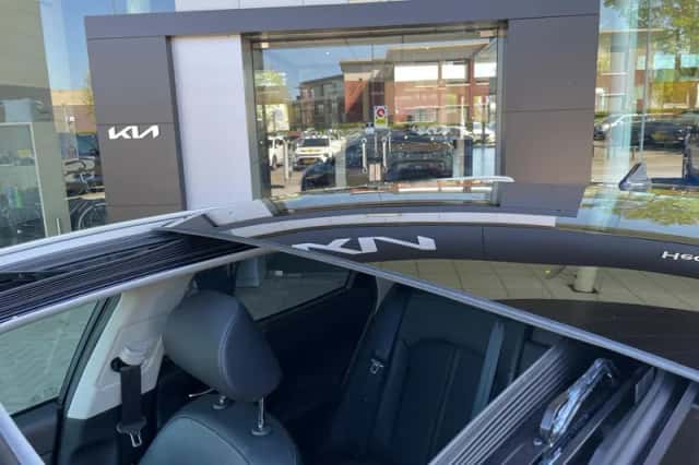 Kia Optima (2019) thumbnail 11