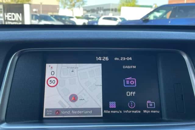 Kia Optima (2019) thumbnail 25