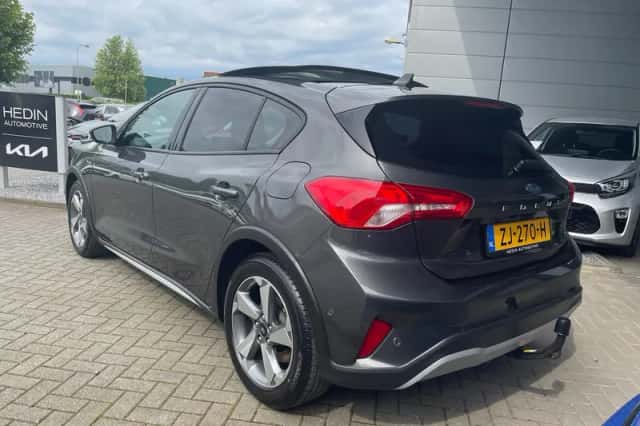 Ford Focus (2019) thumbnail 5