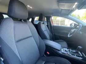 Mazda CX-30 (2023) thumbnail 16