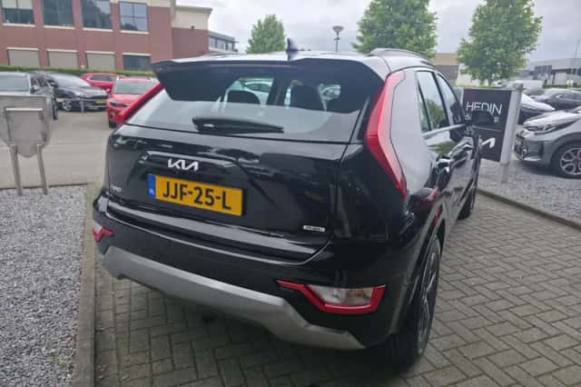 Kia Niro (2025) thumbnail 6